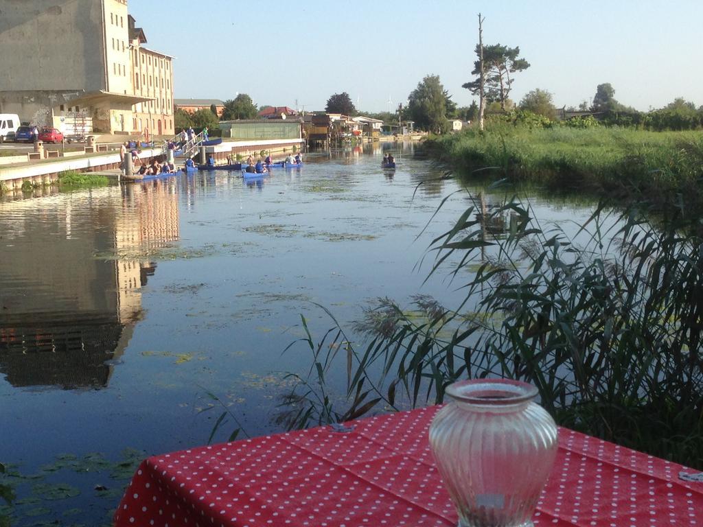 B&B Mühlenvilla am Bützower Hafen Dış mekan fotoğraf